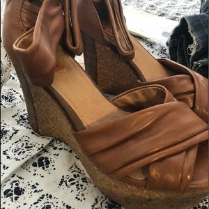 MzMooz platform sandals beige 40 US 9.0-9.5 brand new leather cork wedges nude
